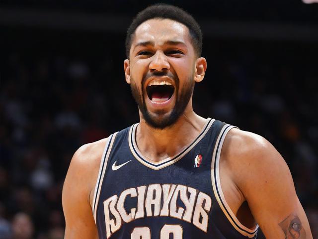 “九游app_ NBA最奇葩的玩笑时刻，球员爆笑全场”，爆笑nba游戏