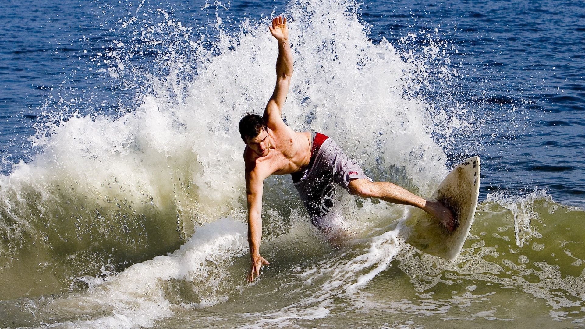 _森林狼队场面精彩，逐渐缩小差距_，森林狼队都有谁